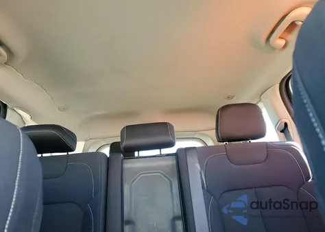 2023 Jeep Grand Cherokee L Laredo z USA, uszkodzony, nr VIN 1C4RJKAG7P8821233